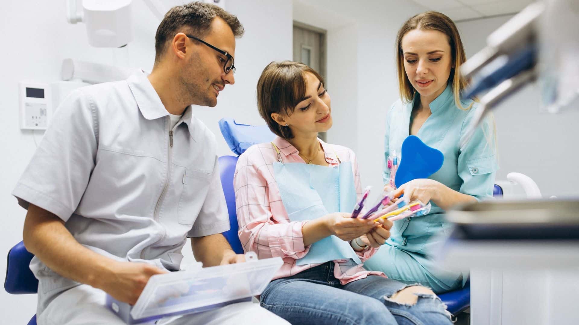 Featured image for “Your Smile’s Best Friend: The Importance of a Family Dentist”